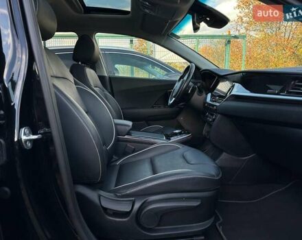 Черный Киа Niro, объемом двигателя 0 л и пробегом 29 тыс. км за 22900 $, фото 104 на Automoto.ua