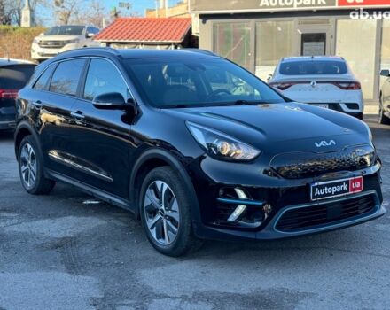 Чорний Кіа Niro, об'ємом двигуна 0 л та пробігом 125 тис. км за 22290 $, фото 2 на Automoto.ua