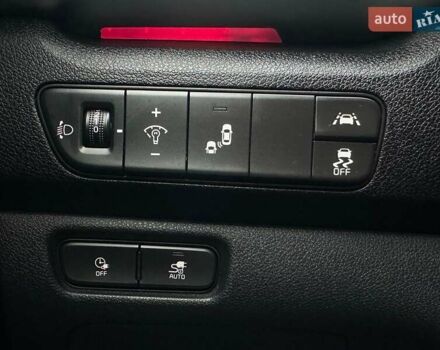 Черный Киа Niro, объемом двигателя 0 л и пробегом 29 тыс. км за 22900 $, фото 11 на Automoto.ua