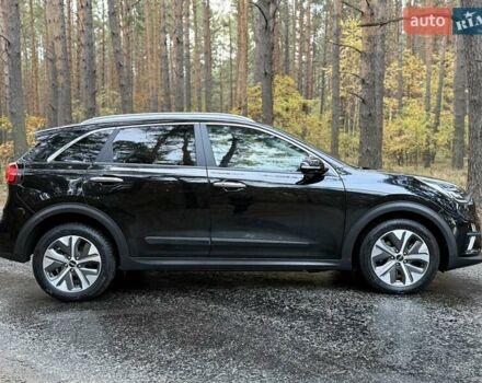 Киа Niro 2022 в Киеве на Automoto.ua Черный Киа Niro, объемом двигателя 0 л и пробегом 70 тыс. км за 22499 $, фото 11 на Automoto.ua
