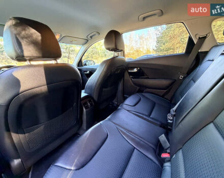 Черный Киа Niro, объемом двигателя 0 л и пробегом 50 тыс. км за 23600 $, фото 14 на Automoto.ua