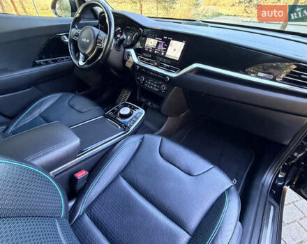 Черный Киа Niro, объемом двигателя 0 л и пробегом 50 тыс. км за 23600 $, фото 18 на Automoto.ua