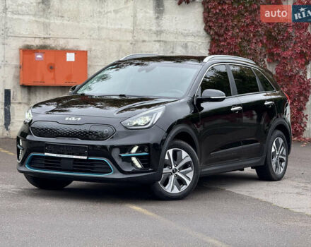 Чорний Кіа Niro, об'ємом двигуна 0 л та пробігом 108 тис. км за 21850 $, фото 18 на Automoto.ua