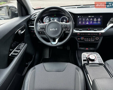 Черный Киа Niro, объемом двигателя 0 л и пробегом 54 тыс. км за 24300 $, фото 46 на Automoto.ua