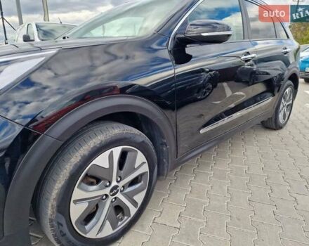 Кіа Niro 2022 у Вінниці на Automoto.ua Чорний Кіа Niro, об'ємом двигуна 0 л та пробігом 174 тис. км за 19600 $, фото 1 на Automoto.ua