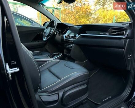 Чорний Кіа Niro, об'ємом двигуна 0 л та пробігом 29 тис. км за 22900 $, фото 102 на Automoto.ua
