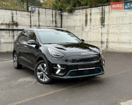 Чорний Кіа Niro, об'ємом двигуна 0 л та пробігом 108 тис. км за 21850 $, фото 7 на Automoto.ua