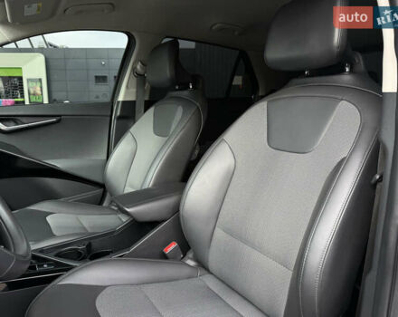 Черный Киа Niro, объемом двигателя 0 л и пробегом 149 тыс. км за 20550 $, фото 35 на Automoto.ua