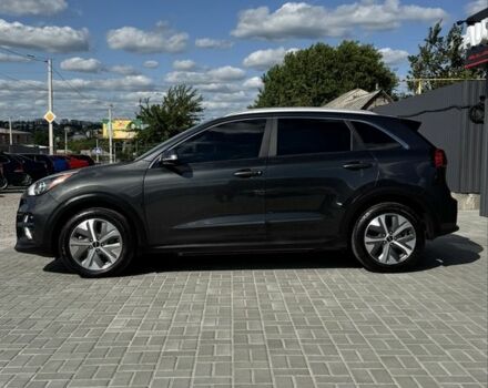 Чорний Кіа Niro, об'ємом двигуна 0 л та пробігом 126 тис. км за 19800 $, фото 7 на Automoto.ua