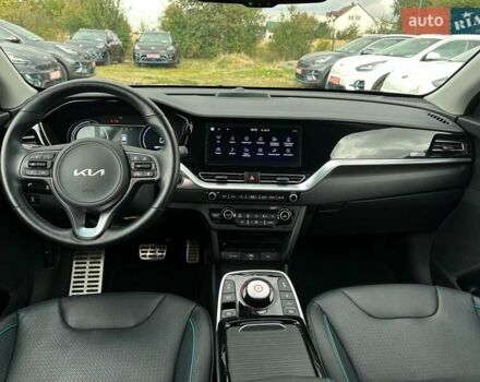 Черный Киа Niro, объемом двигателя 0 л и пробегом 12 тыс. км за 25400 $, фото 38 на Automoto.ua