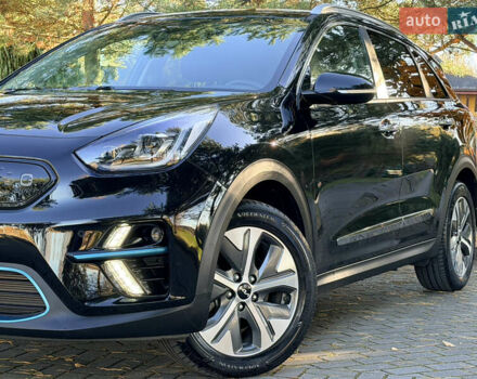 Черный Киа Niro, объемом двигателя 0 л и пробегом 50 тыс. км за 23600 $, фото 2 на Automoto.ua