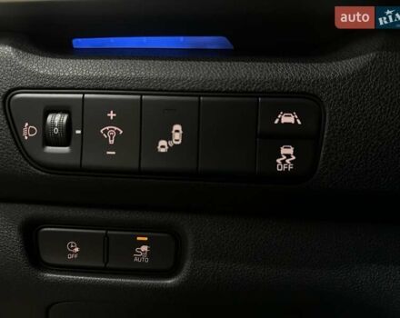 Черный Киа Niro, объемом двигателя 0 л и пробегом 39 тыс. км за 24900 $, фото 7 на Automoto.ua