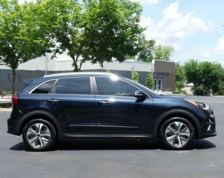 Черный Киа Niro, объемом двигателя 0 л и пробегом 12 тыс. км за 8100 $, фото 3 на Automoto.ua