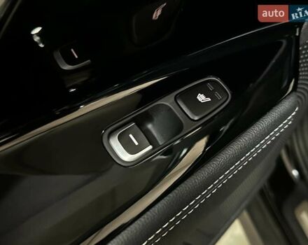 Черный Киа Niro, объемом двигателя 0 л и пробегом 84 тыс. км за 22900 $, фото 101 на Automoto.ua