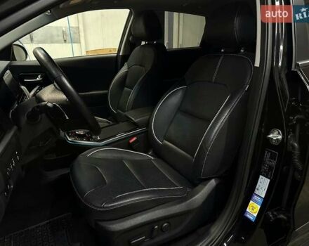 Черный Киа Niro, объемом двигателя 0 л и пробегом 84 тыс. км за 22900 $, фото 45 на Automoto.ua