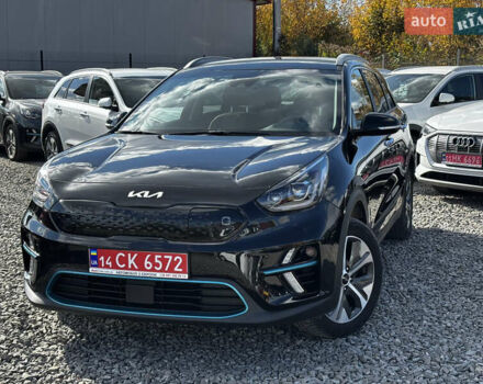Чорний Кіа Niro, об'ємом двигуна 0 л та пробігом 23 тис. км за 24999 $, фото 7 на Automoto.ua
