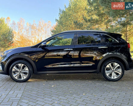 Черный Киа Niro, объемом двигателя 0 л и пробегом 50 тыс. км за 23600 $, фото 10 на Automoto.ua