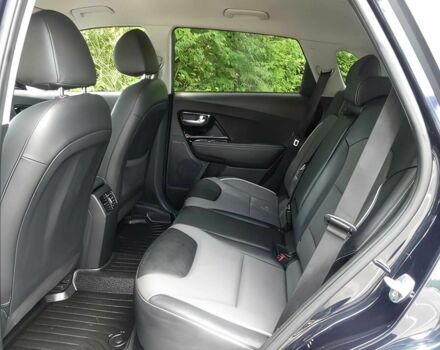 Черный Киа Niro, объемом двигателя 0 л и пробегом 12 тыс. км за 8100 $, фото 13 на Automoto.ua