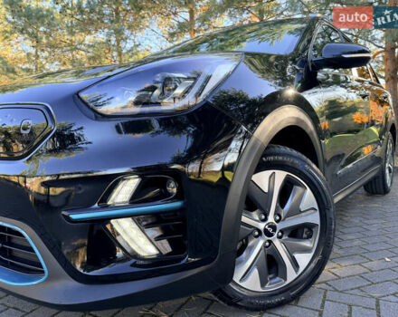 Черный Киа Niro, объемом двигателя 0 л и пробегом 50 тыс. км за 23600 $, фото 3 на Automoto.ua