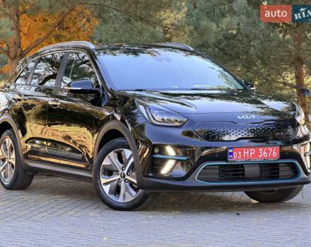 Черный Киа Niro, объемом двигателя 0 л и пробегом 50 тыс. км за 23600 $, фото 4 на Automoto.ua