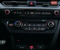 Черный Киа Niro, объемом двигателя 0 л и пробегом 84 тыс. км за 22900 $, фото 79 на Automoto.ua