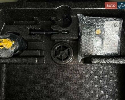 Черный Киа Niro, объемом двигателя 0 л и пробегом 29 тыс. км за 22900 $, фото 101 на Automoto.ua