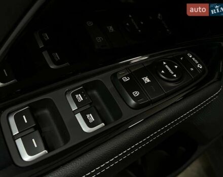 Черный Киа Niro, объемом двигателя 0 л и пробегом 84 тыс. км за 22900 $, фото 50 на Automoto.ua