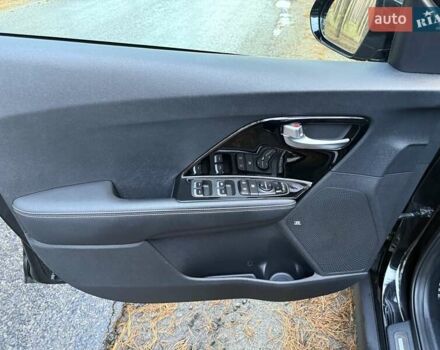 Киа Niro 2022 в Киеве на Automoto.ua Черный Киа Niro, объемом двигателя 0 л и пробегом 70 тыс. км за 22499 $, фото 56 на Automoto.ua