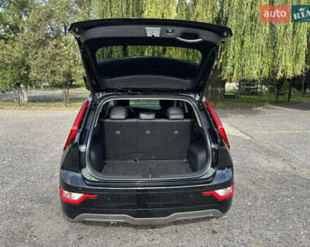 Чорний Кіа Niro, об'ємом двигуна 0 л та пробігом 150 тис. км за 21500 $, фото 15 на Automoto.ua