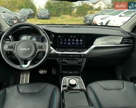 Черный Киа Niro, объемом двигателя 0 л и пробегом 12 тыс. км за 25400 $, фото 70 на Automoto.ua