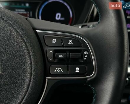 Черный Киа Niro, объемом двигателя 0 л и пробегом 12 тыс. км за 25400 $, фото 15 на Automoto.ua