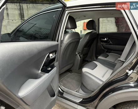 Чорний Кіа Niro, об'ємом двигуна 0 л та пробігом 108 тис. км за 21850 $, фото 57 на Automoto.ua