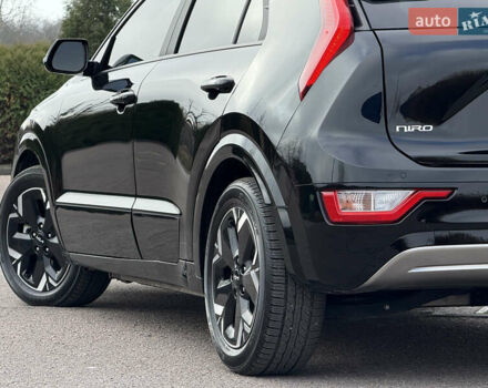 Черный Киа Niro, объемом двигателя 0 л и пробегом 149 тыс. км за 20550 $, фото 26 на Automoto.ua