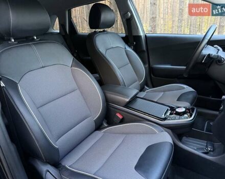 Киа Niro 2022 в Киеве на Automoto.ua Черный Киа Niro, объемом двигателя 0 л и пробегом 70 тыс. км за 22499 $, фото 85 на Automoto.ua