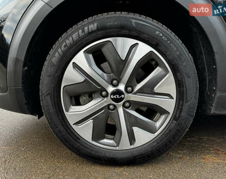 Черный Киа Niro, объемом двигателя 0 л и пробегом 54 тыс. км за 24300 $, фото 31 на Automoto.ua