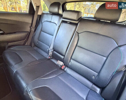 Черный Киа Niro, объемом двигателя 0 л и пробегом 50 тыс. км за 23600 $, фото 15 на Automoto.ua