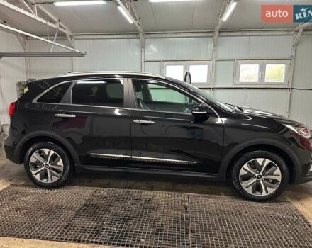 Черный Киа Niro, объемом двигателя 0 л и пробегом 12 тыс. км за 25400 $, фото 26 на Automoto.ua