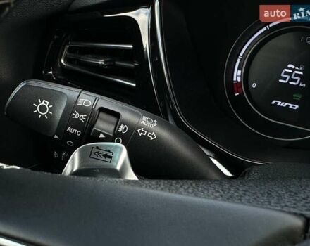 Чорний Кіа Niro, об'ємом двигуна 0 л та пробігом 29 тис. км за 22900 $, фото 57 на Automoto.ua