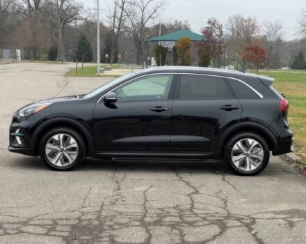 Черный Киа Niro, объемом двигателя 0 л и пробегом 16 тыс. км за 15600 $, фото 4 на Automoto.ua