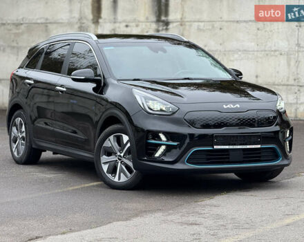Чорний Кіа Niro, об'ємом двигуна 0 л та пробігом 108 тис. км за 21850 $, фото 1 на Automoto.ua