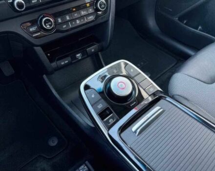 Кіа Niro 2022 у Кропивницькому (Кіровограді) на Automoto.ua Чорний Кіа Niro, об'ємом двигуна 0 л та пробігом 45 тис. км за 13200 $, фото 11 на Automoto.ua