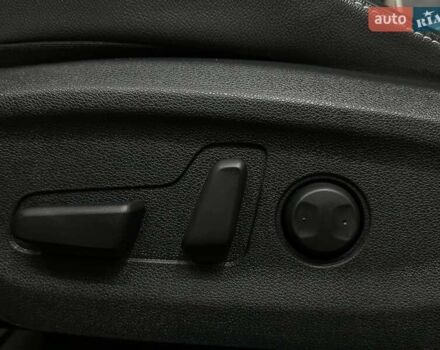 Черный Киа Niro, объемом двигателя 0 л и пробегом 84 тыс. км за 22900 $, фото 2 на Automoto.ua