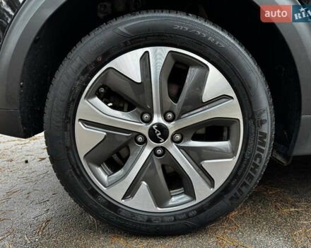 Черный Киа Niro, объемом двигателя 0 л и пробегом 54 тыс. км за 24300 $, фото 29 на Automoto.ua