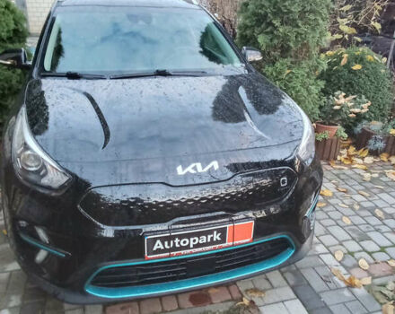 Черный Киа Niro, объемом двигателя 0 л и пробегом 125 тыс. км за 21800 $, фото 28 на Automoto.ua