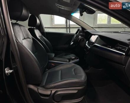 Черный Киа Niro, объемом двигателя 0 л и пробегом 12 тыс. км за 25400 $, фото 79 на Automoto.ua