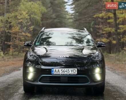 Киа Niro 2022 в Киеве на Automoto.ua Черный Киа Niro, объемом двигателя 0 л и пробегом 70 тыс. км за 22499 $, фото 42 на Automoto.ua