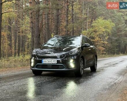 Киа Niro 2022 в Киеве на Automoto.ua Черный Киа Niro, объемом двигателя 0 л и пробегом 70 тыс. км за 22499 $, фото 23 на Automoto.ua