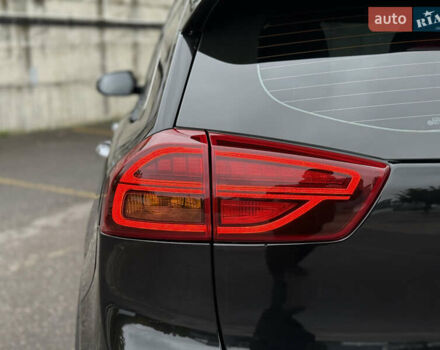 Чорний Кіа Niro, об'ємом двигуна 0 л та пробігом 108 тис. км за 21850 $, фото 28 на Automoto.ua