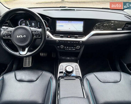 Чорний Кіа Niro, об'ємом двигуна 0 л та пробігом 80 тис. км за 22400 $, фото 22 на Automoto.ua