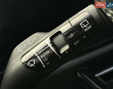 Черный Киа Niro, объемом двигателя 0 л и пробегом 149 тыс. км за 20550 $, фото 56 на Automoto.ua